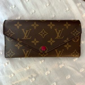 Authentic LOUIS VUITTON Josephine monogram wallet.